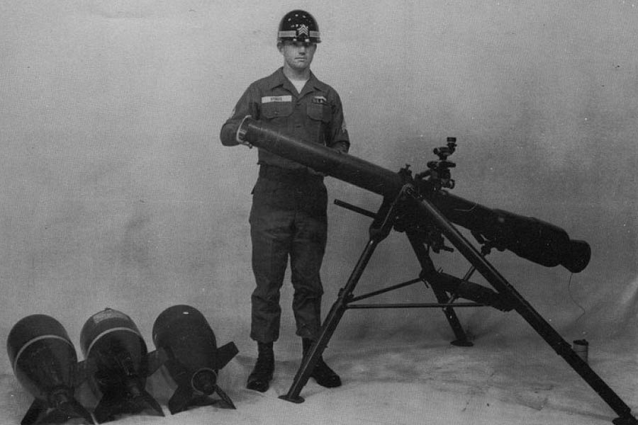 ডেভি ক্রোকেট মিসাইলের কয়েকটি বিস্ফোরণ একটি শহরকে মুহুর্তে ধুলোয় মিশিয়ে দেওয়ার ক্ষমতা রাখত। 