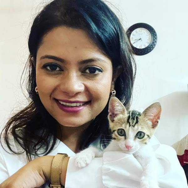 দেবারতি জানিয়েছেন, মায়ের মতো আত্মবিশ্বাসী মহিলা তিনি জীবনে খুব কম দেখেছেন। দেবারতির মা প্রতিনিয়ত তাঁর জীবনে অনুপ্রেরণা দিয়ে যান। 