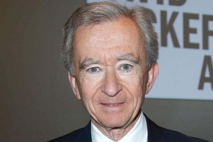 ব্যাগ, পোশাক-আশাক, রূপটান সামগ্রী, ঘড়ি, অলঙ্কার, সুগন্ধি প্রস্তুত করে এই ব্র্যান্ড। এ ছাড়াও ওয়াইন এবং বিভিন্ন রকম সুরা তৈরির ব্যবসাও রয়েছে লুই ভিতোঁর। 