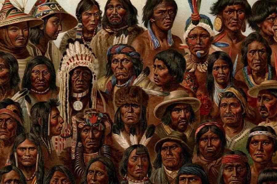 শোনা যায়, পারস্য সাম্রাজ্যে এমন শাস্তির চল বহু দিন ছিল। রাজা আর্সিসের সময়ে। পরে নেটিভ আমেরিকানদের মধ্যে কিছুটা একই পদ্ধতিতে শাস্তি দেওয়ার প্রক্রিয়া চালু হয়। তবে তারা শাস্তি পাওয়া মানুষটিকে জোড় করে খাওয়াতো না। ফলে না খেতে পেয়ে এবং পোকামাকড়ের কামড়ে মৃত্যু হত তাঁদের। 