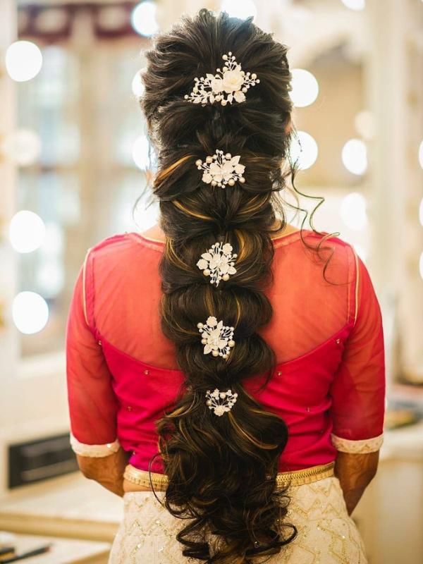 সাবেক সাজ চাইলে এই বাবল পনিটেলের সঙ্গে কোনও রকম আপস নয় কিন্তু!