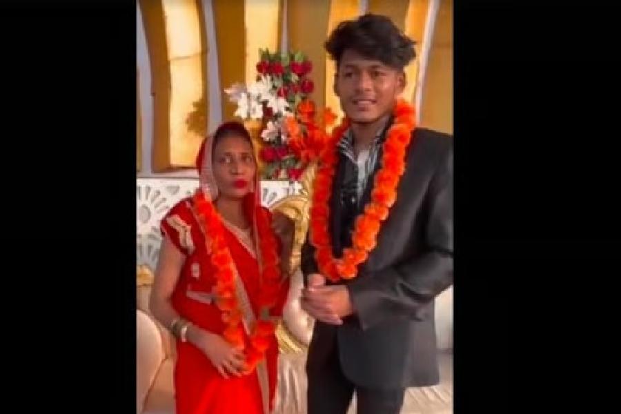 প্রেমের কি কোনও বয়স হয়?