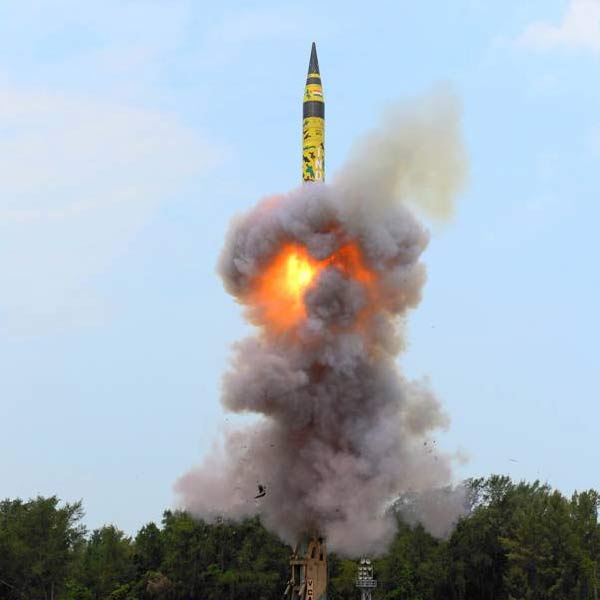 অগ্নি সিরিজের ক্ষেপণাস্ত্রের মধ্যে অগ্নি ৫-এর পাল্লা সবচেয়ে বেশি। অগ্নি ১-এর পাল্লা ৭০০ কিমি, অগ্নি ২-এর ২ হাজার কিমি, অগ্নি ৩ এবং ৪-এর পাল্লা আড়াই হাজার থেকে সাড়ে ৩ হাজার কিমি।