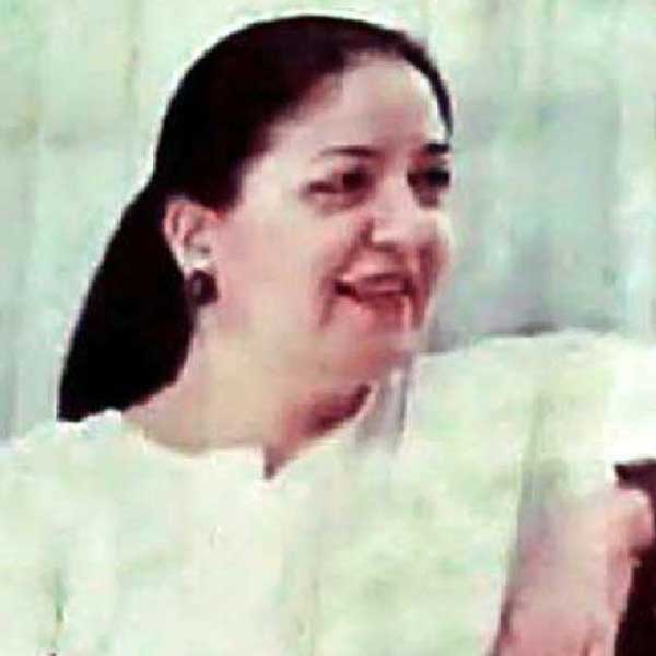 শ্রদ্ধানন্দের নজর ছিল শাকিরার বিপুল সম্পত্তির উপর। দু’জনের সম্পর্ক তিক্ত হওয়ার পর শাকিরাকে খুন করে সেই সম্পত্তি হাতানোর পরিকল্পনা করেন শ্রদ্ধানন্দ। 