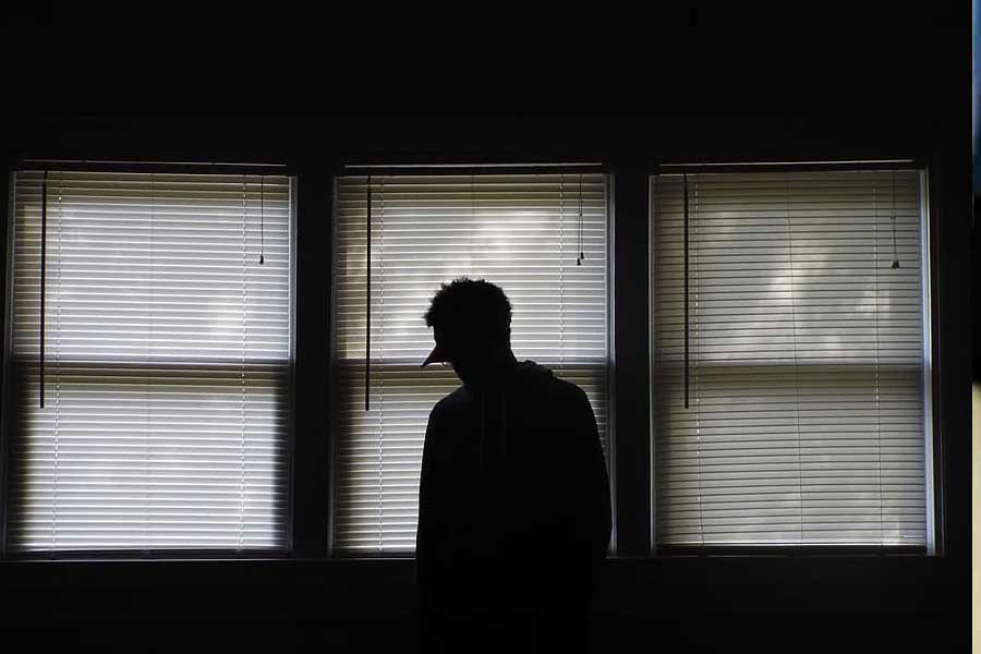 কিন্তু এ নিয়ে দেশ জুড়ে বিক্ষোভ প্রতিবাদের জেরে শেষে কেন্দ্র বাধ্য হয় জুভেনাইল জাস্টিস আইনে বদল আনতে। ঠিক হয়, ১৬ থেকে ১৮ বছর বয়সি নাবালক যদি মারাত্মক অপরাধের সঙ্গে যুক্ত হয়, তবে তাকে নাবালক হিসাবে দেখবে না বিচার ব্যবস্থা। 