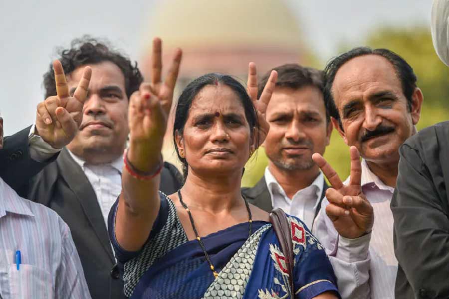 ২০২০ সালের ১৭ জানুয়ারি বিনয় এবং মুকেশের রায় সংশোধনের আর্জিও খারিজ হয়ে যায় সুপ্রিম কোর্টে। 