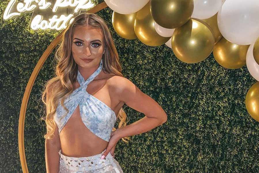 মুসুমেচি জানিয়েছেন, তাঁর সংস্থাতেই অন্তত ১০ জন মেয়ে কাজ করছেন। এমনকি, তাঁর প্রিয় বন্ধুও এ কাজে যোগ দিয়েছেন। 