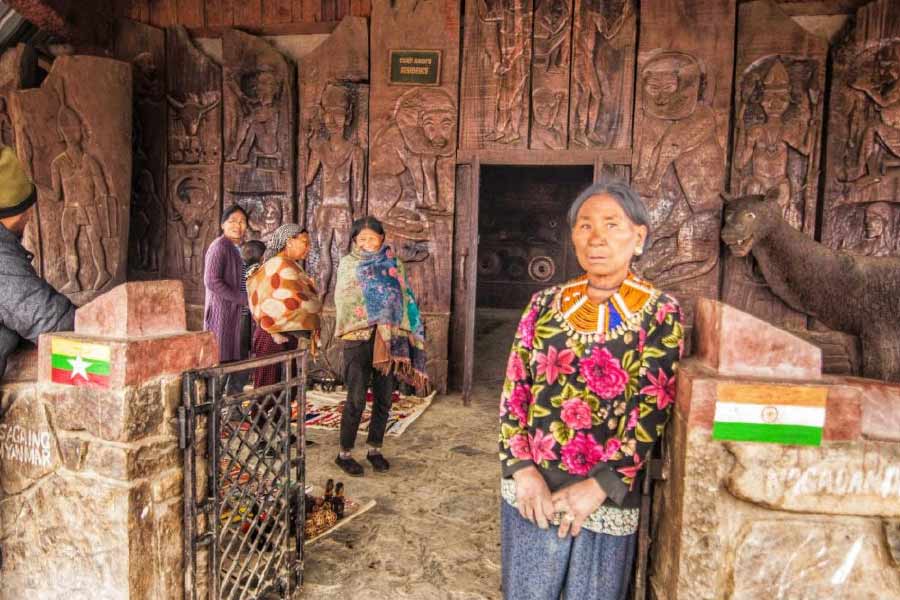 সবুজে ঘেরা নির্মল পরিবেশের ওই গ্রামে ঘুরতে যাওয়ার সবচেয়ে ভাল সময় হল অক্টোবর থেকে মার্চ। এই সময় নাগাল্যান্ডে নানা উৎসব ও মেলার আয়োজন করা হয়।