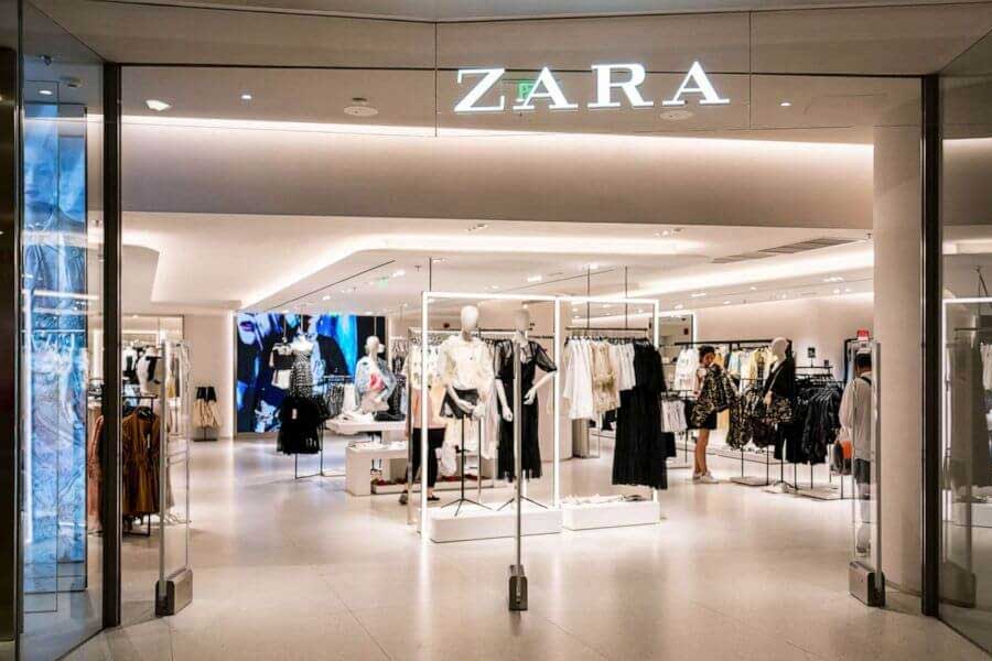 ওই অট্টালিকায় রয়েছে ৪৬১টি বিলাসবহুল অ্যাপার্টমেন্ট। বাড়ির অন্দরমহলের নকশা চোখ ধাঁধাবে। বাড়িময় বিলাসবহুল ভাবে জীবনযাপনের হাজারো উপকরণ রয়েছে। 