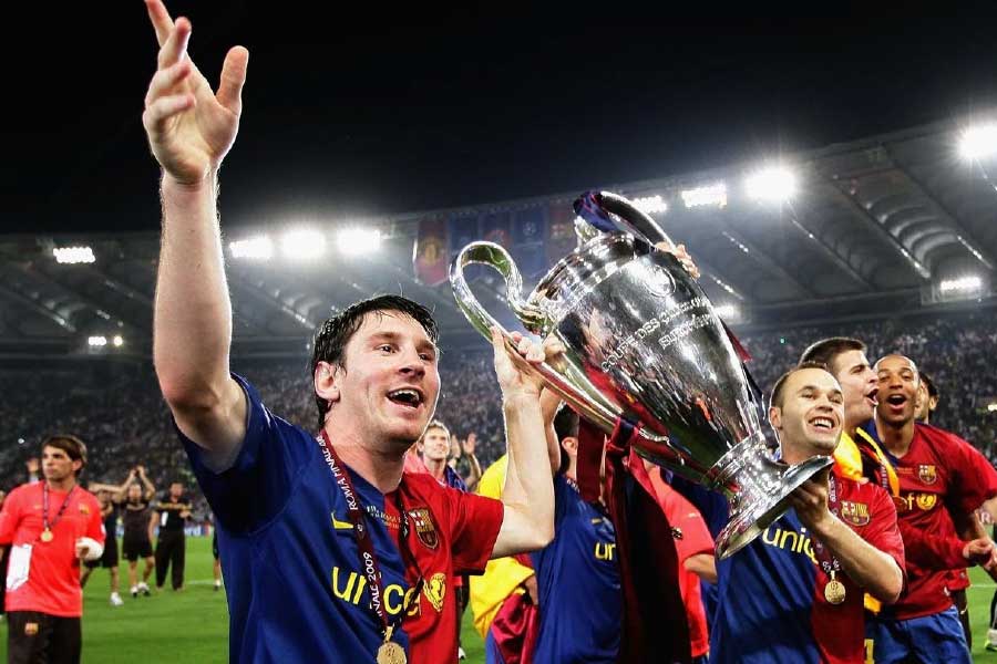 চার-চারটি চ্যাম্পিয়ন্স লিগ রয়েছে মেসির ঝুলিতে। রয়েছে চারটি ইউইএফএ সুপার কাপও। ১০টি কোপা দেল রে ফাইনাল খেলে ৭টিতে জিতেছেন মেসি। জিতেছেন একটি সুপার কোপাও। 