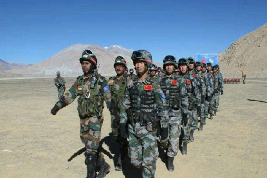 এক সরকারি আধিকারিক জানিয়েছেন, মোট করিডরের প্রায় ৮০০ কিমি যাবে মাঠের উপর দিয়ে। সুড়ঙ্গ ও সেতুও থাকবে বেশ কয়েকটা। 