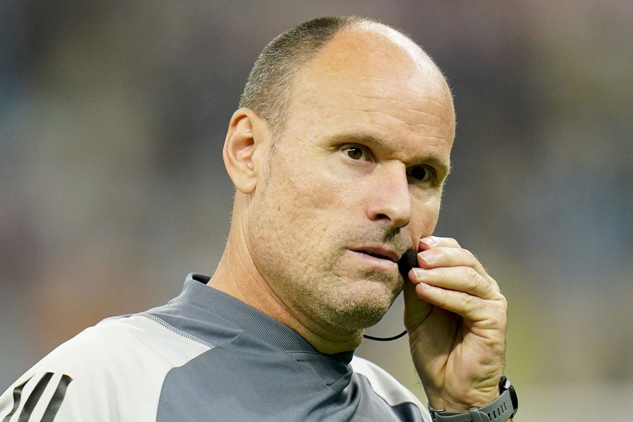 কোয়ার্টার ফাইনালের পরে রেফারি লাহোজের বিরুদ্ধে ক্ষোভ উগরে দিয়েছিলেন মেসি। মাতেউকে দায়িত্ব দেওয়ার আগে ফিফার ভেবে দেখা উচিত ছিল বলে মন্তব্য করেন তিনি। তার পরেই মাতেউকে বিশ্বকাপের রেফারির তালিকা থেকে বাদ দেওয়া হয়।