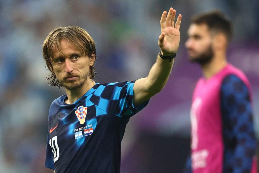 ক্রোয়েশিয়ার লুকা মদ্রিচও সম্ভবত জীবনের শেষ বিশ্বকাপটি খেলে ফেলেছেন কাতারে। ২০১৮ সালে ফিফার বর্ষসেরা ফুটবলারের পুরস্কার পেয়েছিলেন তিনি। গত বার ফ্রান্সের বিরুদ্ধে ফাইনাল খেলা দল এ বছর শেষ করেছে তৃতীয় স্থানে।