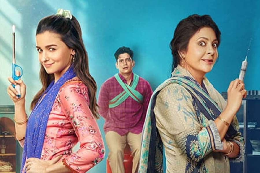 ‘ডার্লিংস’ ছবির একটি গান মুক্তি পায় গত অগস্টে। তার পরেও সমাজমাধ্যমে আলিয়া ভট্টকে বয়কটের ডাক দেওয়া হয়। অভিযোগ ছিল, ছবিতে পুরুষদের নিগ্রহ করা হয়েছে। যথেষ্ট সম্মান করা হয়নি।