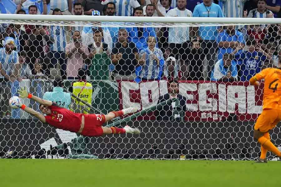 মার্তিনেসের প্রাক্তন এক সতীর্থ বলেছেন, ‘‘তখনই আমরা বুঝতে পেরেছিলাম ওর মধ্যে একটা অন্য রকম আত্মবিশ্বাস আছে। আর ওই পাগলামি আসলে ওর আত্মবিশ্বাস থেকেই তৈরি। আমরা জানতাম ও যদি মনে করে ও কিছু করবে, তা হলে ও সেটা করেই ছাড়বে।’’