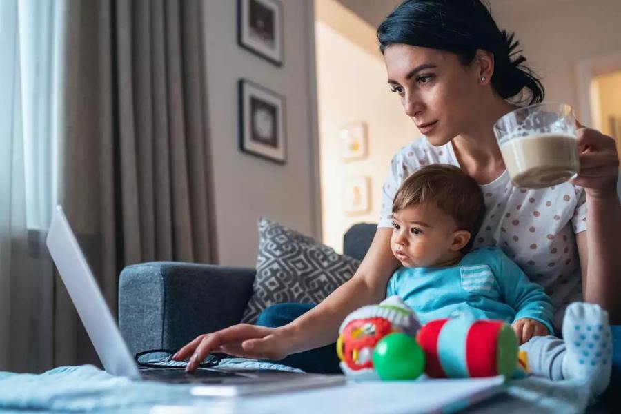  কোনও সংস্থায় চাকরির জন্য আবেদন জানানোর আগে, অবশ্যই সেই সংস্থার সব দিক ভাল করে দেখে নিয়েই আবেদন করা ভাল। না হলে বিপদ হতে পারে।