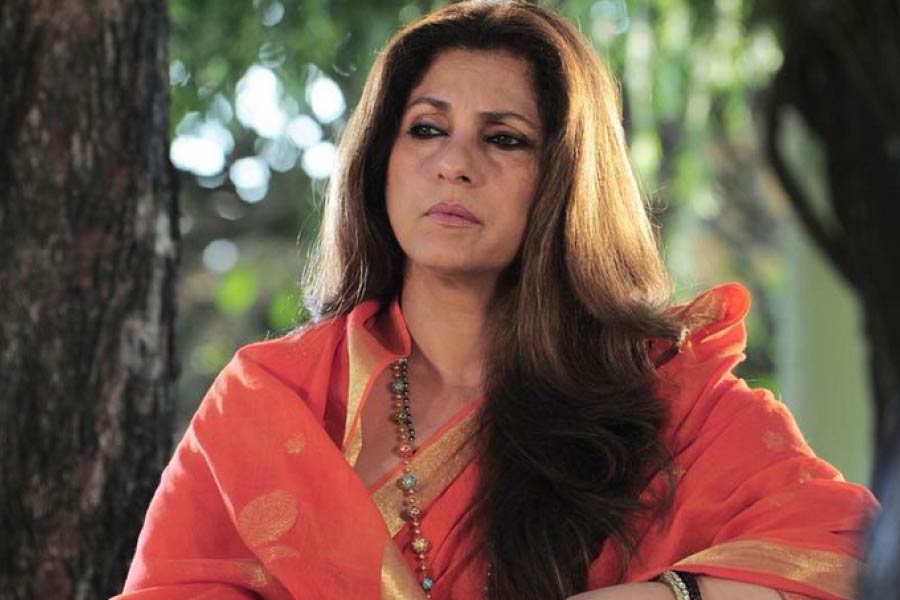 সম্প্রতি ‘ব্রহ্মাস্ত্র’ ছবির প্রথম পর্বেও পার্শ্বচরিত্রে দেখা গিয়েছিল ডিম্পলকে। তবে এই ছবি থেকে অভিনেত্রী কত উপার্জন করেছেন তা এখনও পর্যন্ত জানা যায়নি।