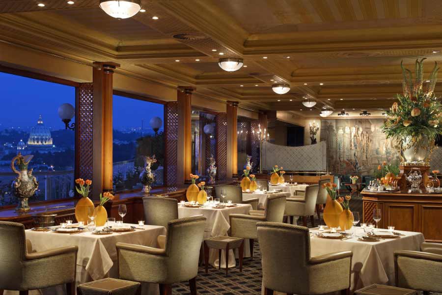 তবে টোকিয়ের ওই রেস্তরাঁয় খেতে হলে আপনাকে মোটা টাকা খরচ করতে হবে। মাথাপিছু খরচ পড়বে ২১ হাজার থেকে ৩০ হাজার টাকা।