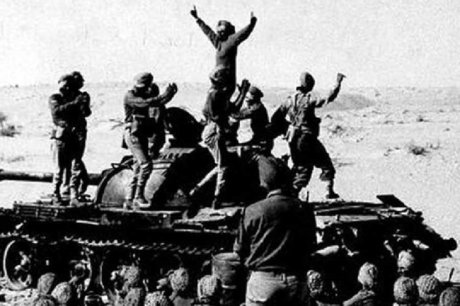 সোমবার জোধপুরে এমসে চিকিৎসাধীন অবস্থায় মৃত্যু হয় তাঁর। ভারত-পাক যুদ্ধের নায়কের প্রয়াণে শোকপ্রকাশ করেছেন প্রধানমন্ত্রী নরেন্দ্র মোদী, কেন্দ্রীয় স্বরাষ্ট্রমন্ত্রী অমিত শাহ। শোকবার্তায় তাঁর বীরত্বের কথা তুলে ধরেছে বিএসএফ। 