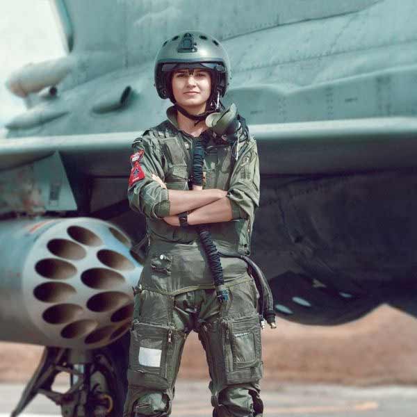 সানিয়া আরও যোগ করেন, ‘‘ইংরাজিতে ভাল কথা বললেই যে যোগ্য প্রার্থী হিসাবে বেশি কদর পাওয়া যায়, এই ধারণা ভ্রান্ত।’’