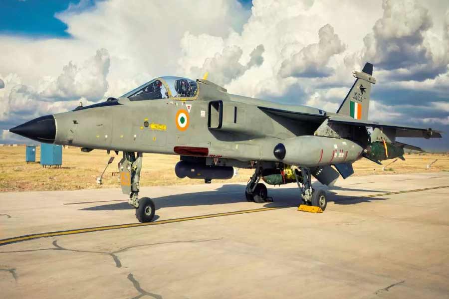 সব কিছু ঠিকঠাক থাকলে সানিয়াই হবেন ভারতীয় বিমানবাহিনীর (আইএএফ) প্রথম মুসলমান যুদ্ধবিমান চালক।