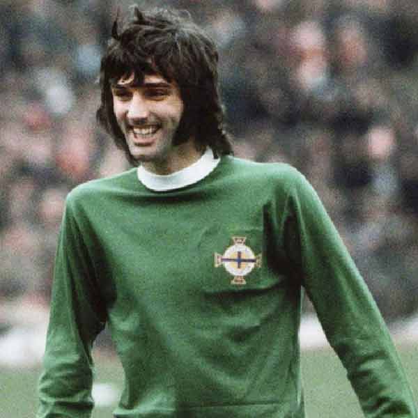 ক্লাব ফুটবলে হালান্ডের রেকর্ড অবিশ্বাস্য। তা সত্ত্বেও কি জর্জ বেস্টদের মতো তাঁকে বিশ্বকাপে দেখা যাবে না? এখনও পর্যন্ত ১৯৩৪, ’৯৪ এবং ’৯৮-এর বিশ্বকাপে খেলেছে নরওয়ে। তার মধ্যে ৯৮-এর  ফ্রান্স বিশ্বকাপে শেষ ষোলোর বেশি এগোতে পারেনি তারা। চার বছর পর কি বিশ্বকাপে খেলতে দেখা যাবে হালান্ডকে?