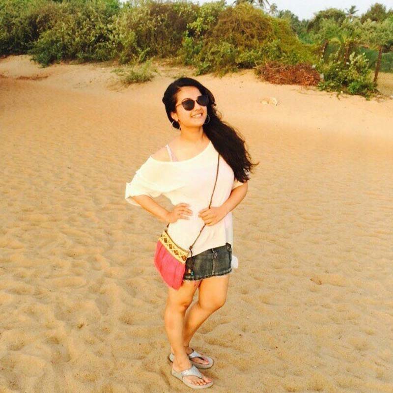 পার্টি চলাকালীন দিশা অসংলগ্ন কথা বলছিলেন বলে অভিযোগ। তাতে কেউ তাঁকে পার্টির মেজাজ নষ্ট করতে বারণ করে রূঢ় কথা বলেন। তার পরেই নাকি ফ্ল্যাটে নিজের ঘরে গিয়ে দরজা বন্ধ করে দেন তিনি।