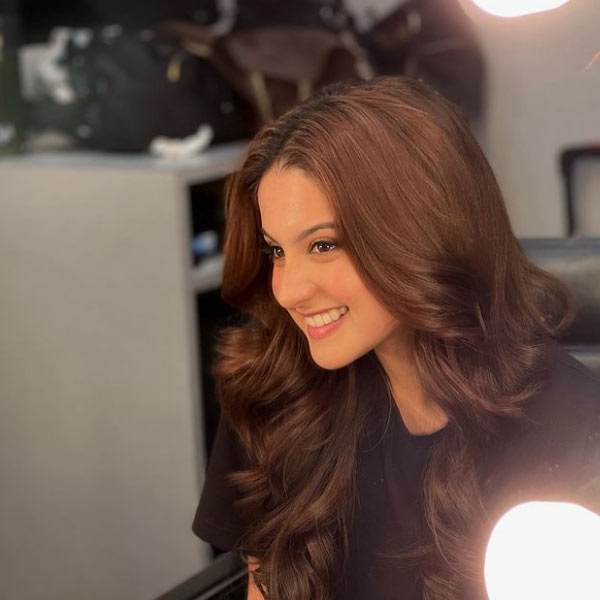 কেরিয়ার যখন মধ্যগগনে, তখন তাঁর আচমকা মৃত্যু মেনে নিতে পারছেন না অনুরাগীরা। মৃত্যুর কারণ নিয়েও থেকে যাচ্ছে একরাশ ধোঁয়াশা।