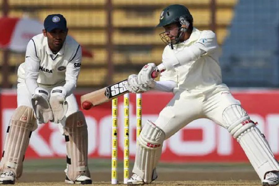 ভারত বনাম বাংলাদেশ পরবর্তী টেস্ট সিরিজ হয় ২০০৯ সালে। এ ক্ষেত্রেও মোট ২টি ৫ দিনের ম্যাচ খেলা হয়। প্রথম ম্যাচে ১১৩ রানে জেতে ভারত।