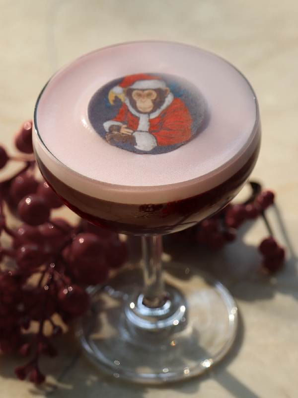 ক্যামাক স্ট্রিটের মাঙ্কিবার রেস্তরাঁ ক্রিসমাস উপলক্ষে তাদের মেনুতে বেশ কিছু নতুন ককটেল নিয়ে এসেছে।