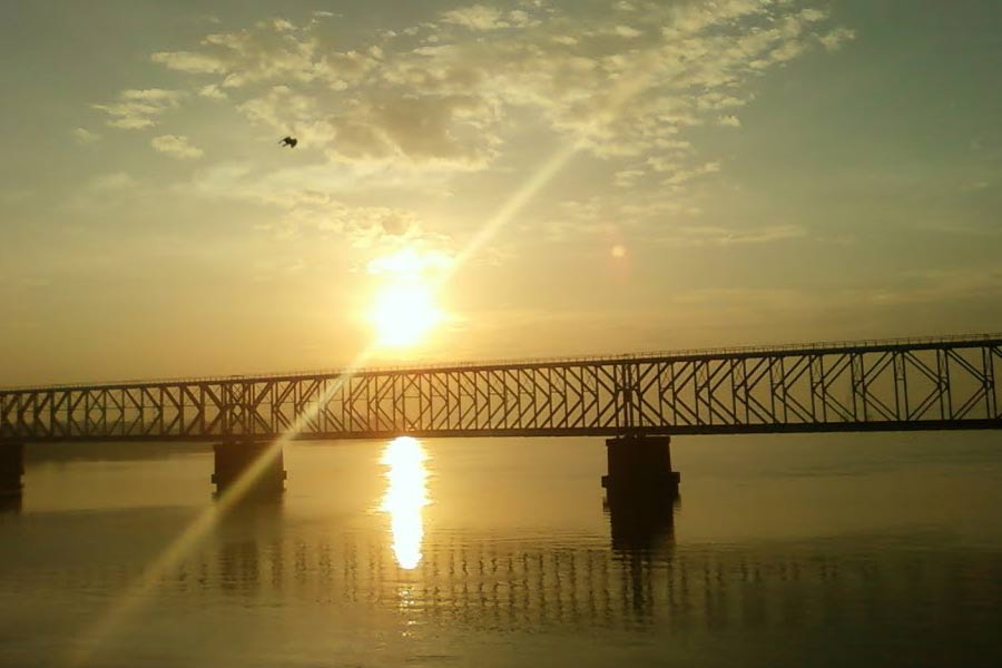 রূপনারায়ণের তীরেই মিলবে চড়ুইভাতি করার মতো একাধিক মনোরম জায়গা।