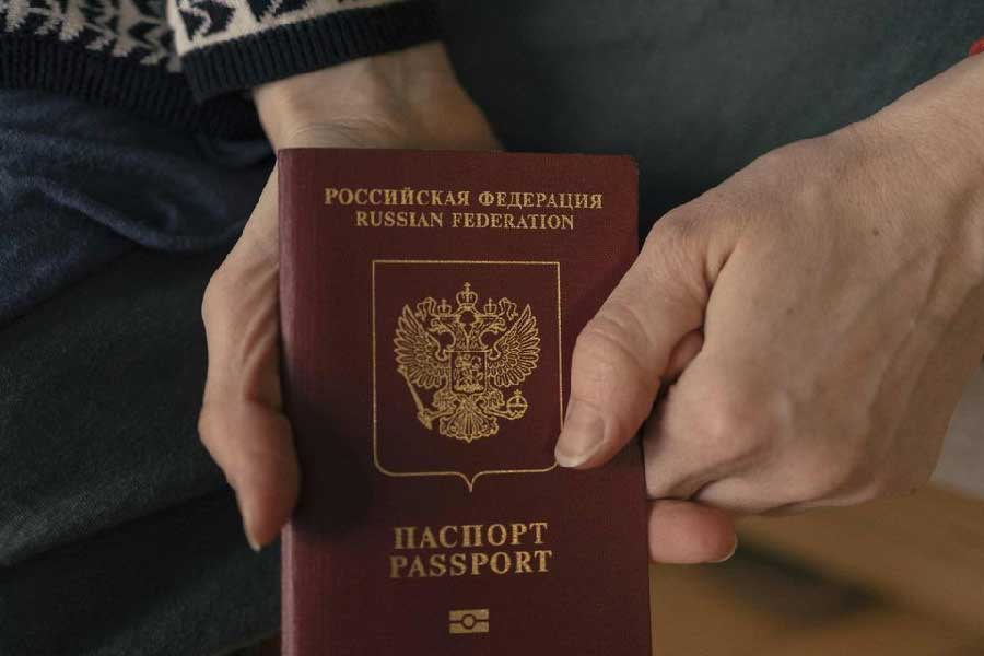 পাভেল রাশিয়ার রাজনীতির সঙ্গে যুক্ত ছিলেন। নিজের ৬৬তম জন্মদিন উপলক্ষে ভারতে ঘুরতে এসেছিলেন তিনি। তাঁর সঙ্গে ছিলেন আরও ৩ জন।