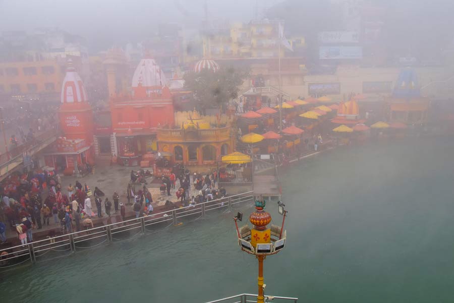 শৈত্যপ্রবাহের জন্য উধমসিংহ নগর এবং হরিদ্বারে সতর্কতা জারি করেছে রাজ্য প্রশাসন। অন্য দিকে, পন্তনগরে মঙ্গলবার সর্বনিম্ন তাপমাত্রা ছিল ৪.৭ ডিগ্রি সেলসিয়াস।