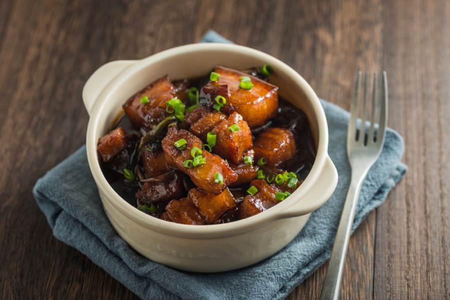 পার্টির মেজাজে ভালমন্দ খাবার না হলে কি চলে!