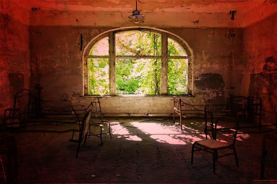 ১৯২২ সালে এই দ্বীপে মানসিক চিকিৎসাকেন্দ্র গড়ে ওঠে। কানাঘুষো শোনা যায়, মানসিক ভাবে অসুস্থ ব্যক্তিদের নিজেদের পরিবার থেকে আলাদা রাখার জন্য পভেলিয়াতে পাঠিয়ে দেওয়া হত।