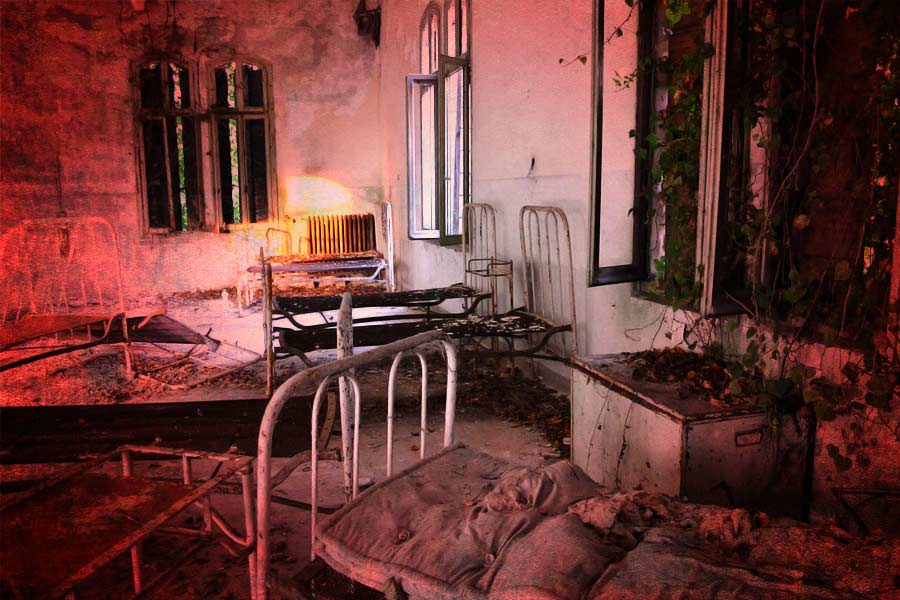 আবার অনেকের দাবি, এই পরিকল্পনা এগিয়ে নিয়ে যাওয়ার জন্য যা যা শর্ত মেনে চলা উচিত ছিল তা মেনে চলেননি লুইগি। তাই আবার পরিত্যক্ত অবস্থায় ফিরে যায় পভেলিয়া।