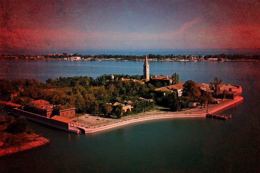 পভেলিয়া দ্বীপে কেউ প্রবেশ করলে তাঁরা অলৌকিক পরিস্থিতির সম্মুখীন হবেন তাই সরকারের তরফে এত বিধিনিষেধ রয়েছে। এমনকি, স্থানীয় মৎস্যজীবীরা মাছ ধরতে যাওয়ার সময়ও এই এলাকা এড়িয়ে যান। 