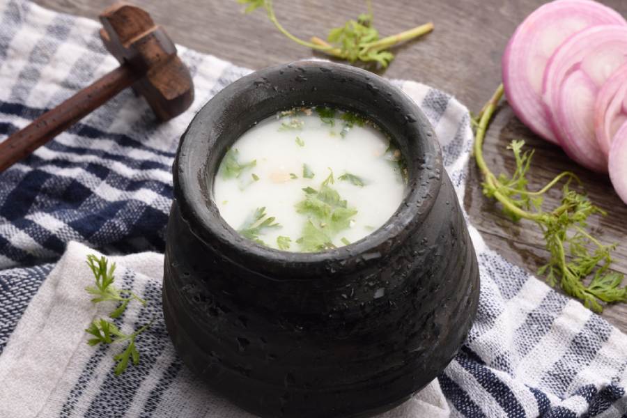 গ্যাসের সমস্যায় ছাঁচ খেলেও আরাম মেলে।