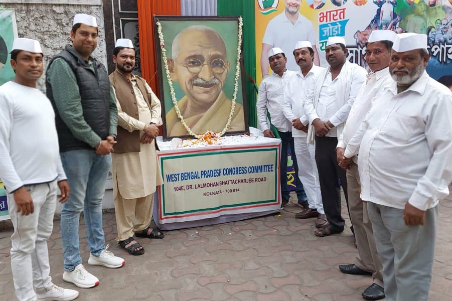 Congress foundation day observed at Bidhan Bhaban