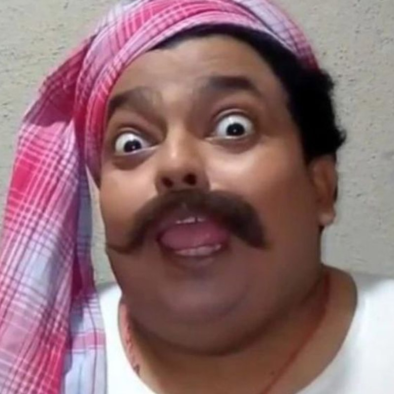 রোজগারের জন্য বহু জায়গায় অডিশন দিয়েছিলেন ঈশ্বর। কিন্তু প্রযোজকেরা যখন তাঁর শারীরিক সমস্যার কথা শুনেছেন তখন তাঁকে আর কাজে নিতে চাননি। তাঁরা সকলেই ঈশ্বরকে একই কথা বলেন— শুটিং চলাকালীন যদি ঈশ্বরের শারীরিক অবস্থার অবনতি হয় তা হলে তাঁদের সকলকে দায়ী করা হবে। সেই কারণে ঈশ্বরকে কেউ কাজ দিতে চাইছেন না। এই নিয়ে টেলি ইন্ডাস্ট্রির প্রতি ক্ষোভপ্রকাশ করেছেন তিনি।