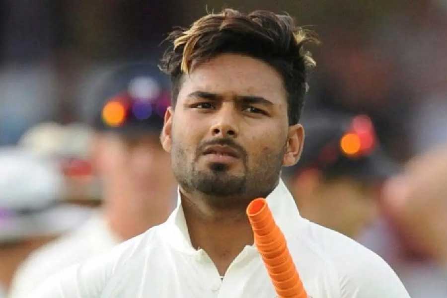 গাড়ি দুর্ঘটনায় ঋষভের মাথা, পিঠ, হাঁটুতে আঘাত লেগেছে। বাঁ চোখের উপরে কেটে গিয়েছে। পন্থের বিভিন্ন ছবি প্রকাশ্যে এসেছে। যেখানে দেখা গিয়েছে, পন্থের পিঠে ক্ষতচিহ্ন। লাল হয়ে রয়েছে  পিঠের একাংশ। মাথায় ব্যান্ডেজ করা হয়েছে। 