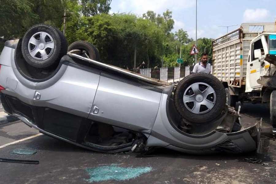 সড়ক পরিবহণ মন্ত্রকের তথ্য অনুযায়ী, ২০২১ সালে সড়ক দুর্ঘটনায় হার বেড়েছে ১২.৬ শতাংশ। ওই সময়ে মৃত্যুর হার বেড়েছে ১৬.৯ শতাংশ। আহতের হার বেড়েছে ১০.৩৯ শতাংশ। 