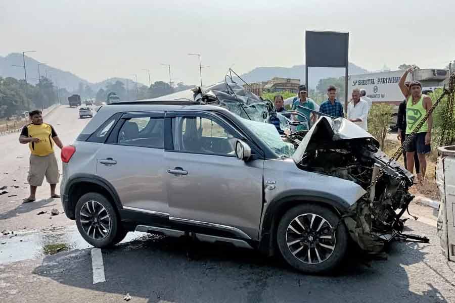 গাড়ি চালানোর সময় সিটবেল্ট না বাঁধার কারণে মৃত্যু হয়েছে ৮ হাজার ৪৩৮ জন চালকের। অন্য দিকে, এই একই কারণের জন্য মৃত্যু হয়েছে ৭ হাজার ৯৫৯ যাত্রীর।