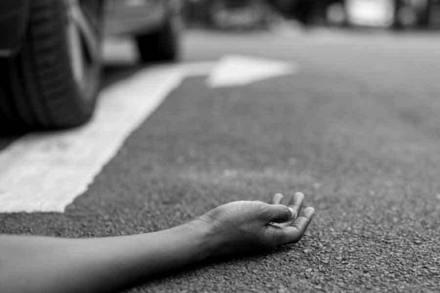 বিশ্ব স্বাস্থ্য সংস্থার তথ্য বলছে, গোটা বিশ্বের সড়ক দুর্ঘটনায় যে ১০ জনের মৃত্যু হয়, তার মধ্যে এক জন ভারতের। 