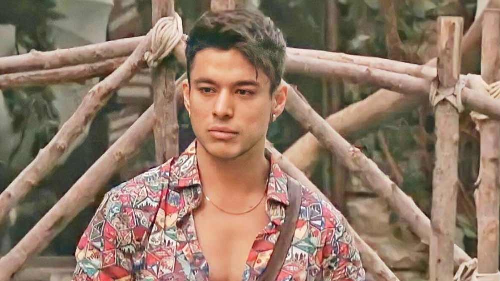 প্রতীক সেহজপাল। এখন যদিও তাঁকে ‘বাজিগর’ বলা যেতেই পারে। হেরেও যে জিতে যাওয়া যায়, তা তিনি অনায়াসে প্রমাণ করে দিলেন।