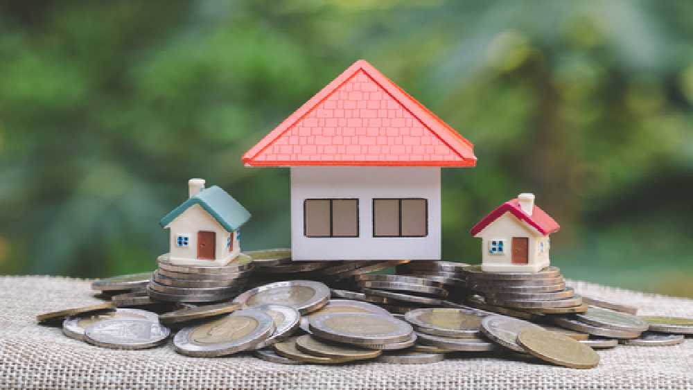 তাই গৃহ ঋণ পরিশোধের ক্ষেত্রে বেশ কয়েকটি বিষয়ে বিবেচনা করা অত্যন্ত প্রয়োজন। যা আখেরে শুধু ঋণ গ্রহীতার অর্থই বাঁচায় না, সঙ্গে মানসিক শান্তি ও চিন্তামুক্ত জীবন প্রদান করে।