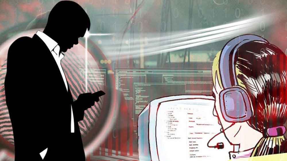 কী ভাবে এই অর্থ আসত? কী করেই বা ভারতে বসে আমেরিকানদের বোকা বানাতেন এই তরুণ? জবাব—কলসেন্টার। ভুয়ো কলসেন্টারের বড় চক্র তৈরি করে ফেলেছিলেন তিনি। দিল্লি, মুম্বই, আমদাবাদের মতো শহর থেকে চলত কাজ। 