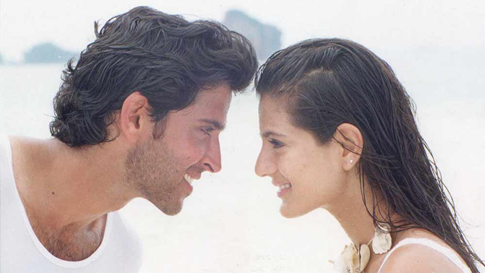 বলিউডে অভিষেকেই বাজার মাত করেছিলেন হৃতিক-অমিশা। তুমুল হিট  ‘কহো না... ’। তবে ফিল্মের সাফল্য তো পরে। তার আগেই নাকি বলিউডের কদর্য দিকটি দেখে ফেলেছিলেন অমিশা। 