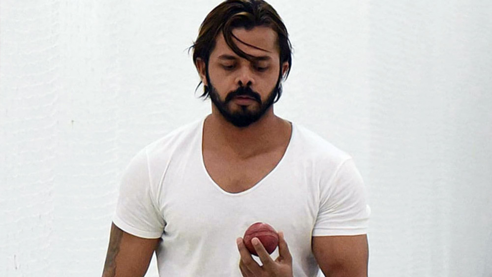 বিতর্কের সূত্রপাত ২০০৬ সাল থেকেই। ভারত বনাম দক্ষিণ আফ্রিকার সিরিজ চলছিল। একটি ম্যাচে শ্রীসন্থকে ক্রমাগত স্লেজিং করে যাচ্ছিলেন প্রোটিয়া বোলার আন্দ্রে নেল।