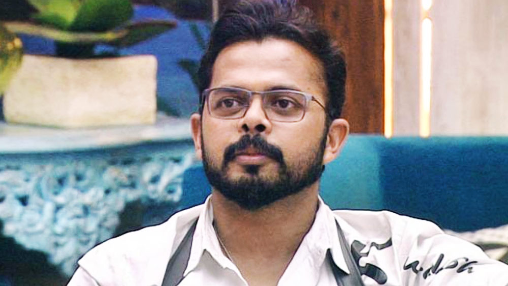 মাঠের বাইরেও বিতর্ক রয়েছে। ২০১৮-এ রিয়্যালিটি শো বিগ বসে অংশগ্রহণ করেছিলেন তিনি। সেখানে করণ সিংহ বোরা নামে এক প্রতিযোগীর সঙ্গে বাদানুবাদে জড়িয়ে পড়েন।